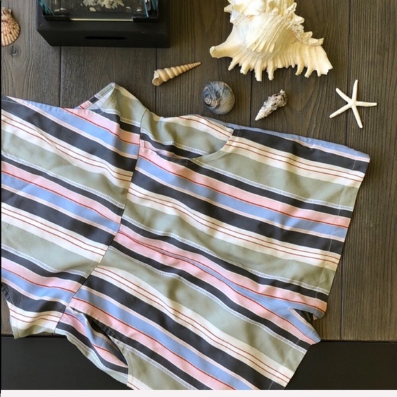 🌴🌼RVCA- STRIPED ROMPER🌼🌴 - Picture 8 of 11